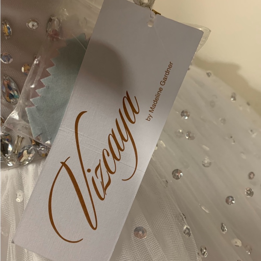 New with tags prom or wedding dress. Size 8. - Picture 3 of 4